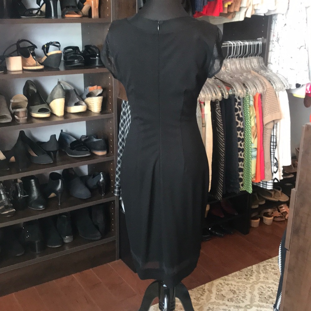 Dress - Picture 5 of 6
